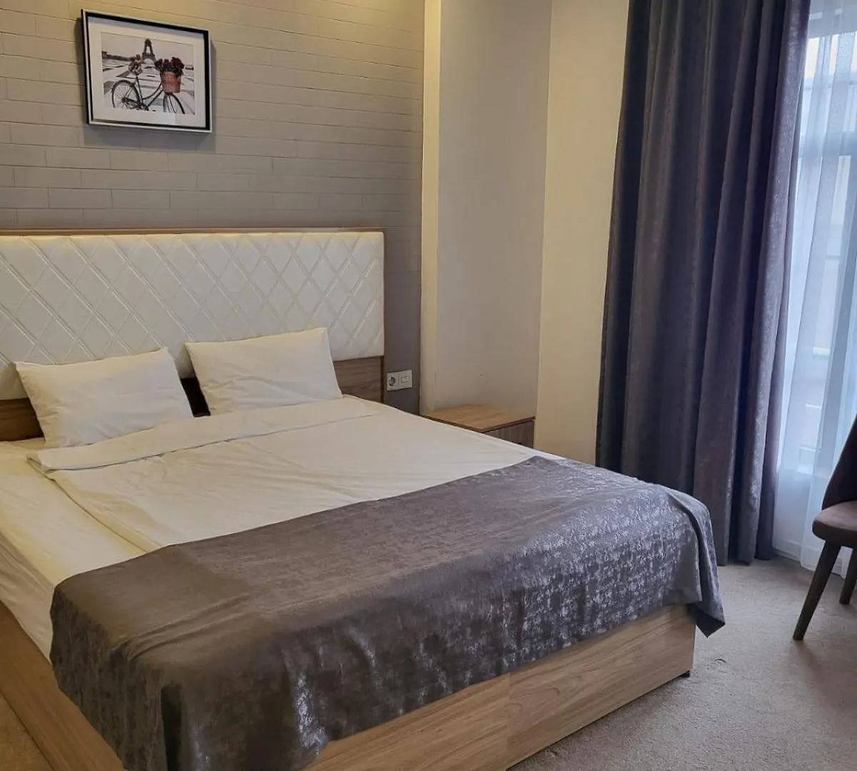 Baku Noor-Halal Hotel